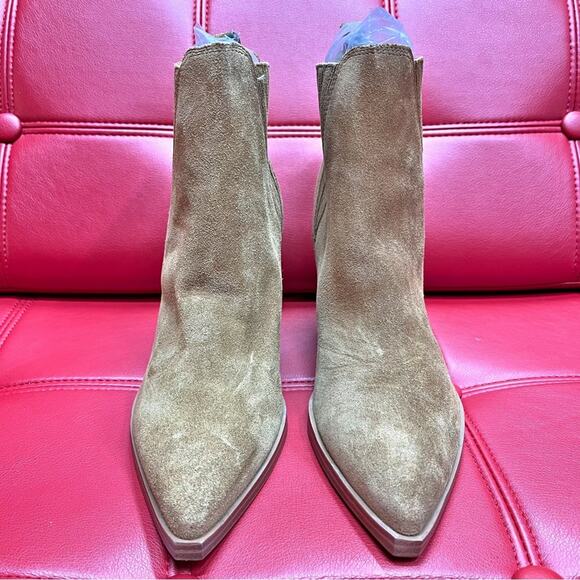 Marc Fisher Gadri Larice Tan Suede Leather Block Heeled Bootie Sz: 8M or 9M NWOB - Picture 4 of 14